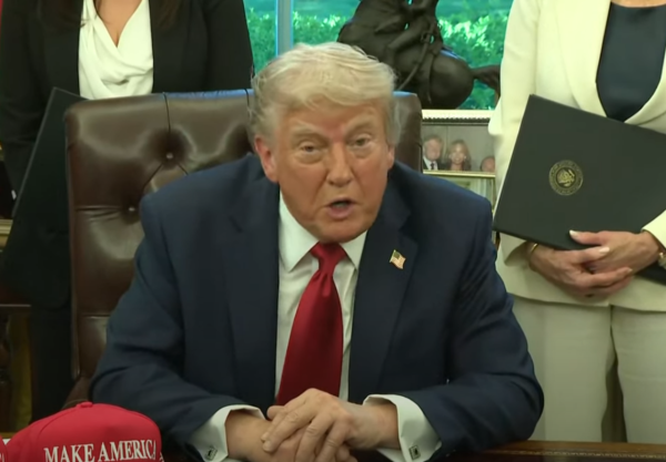 冠达配资 特朗普：与乌克兰打交道比与俄罗斯打交道更难