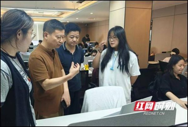 启远网  将专业课搬进企业 湖南女子学院学生在实训中练“战力”